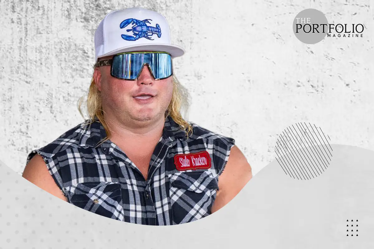 Stalekracker Net Worth & Online Empire